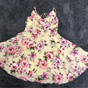 Women’s Floral Dress in Cream and Pink